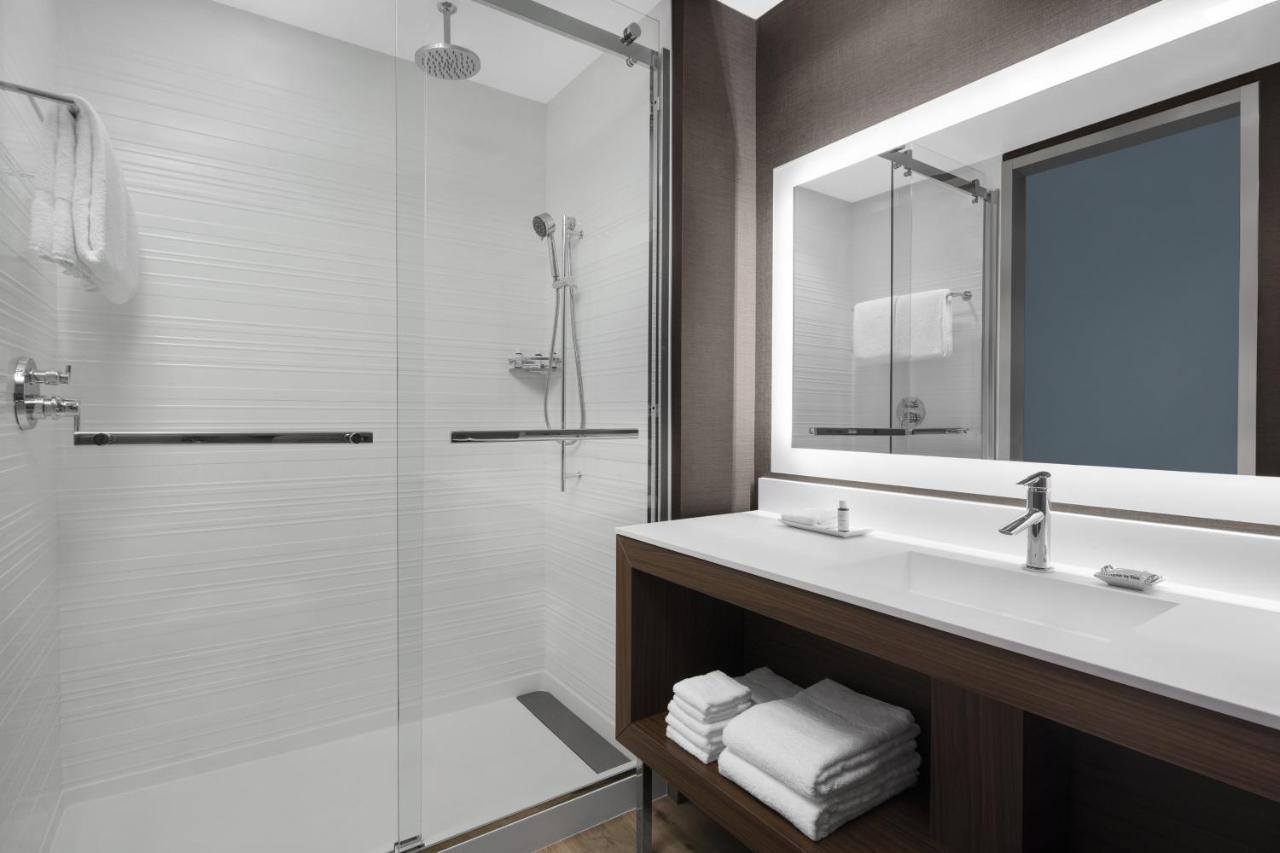 Ac Hotel By Marriott Columbus Downtown Екстериор снимка