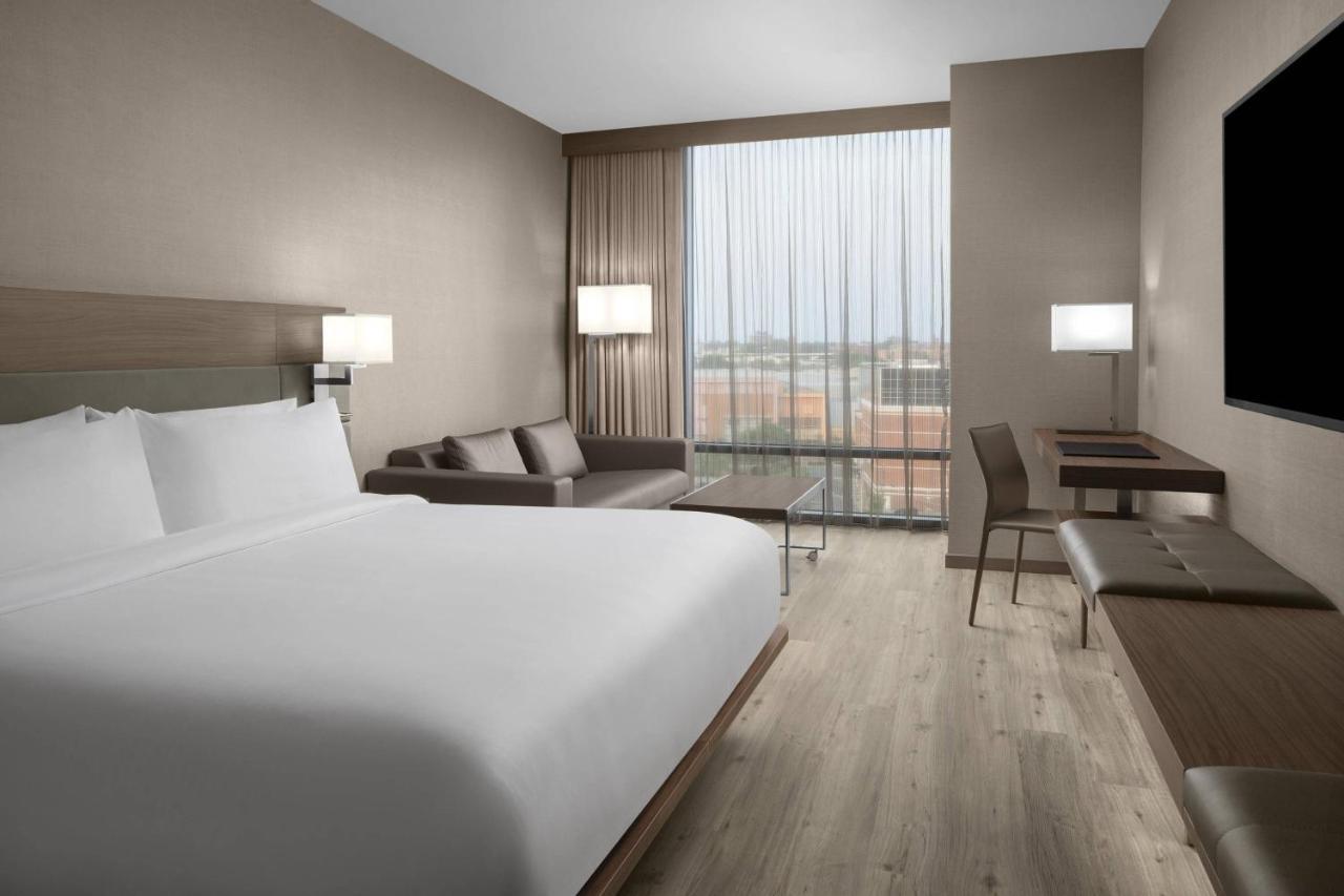 Ac Hotel By Marriott Columbus Downtown Екстериор снимка