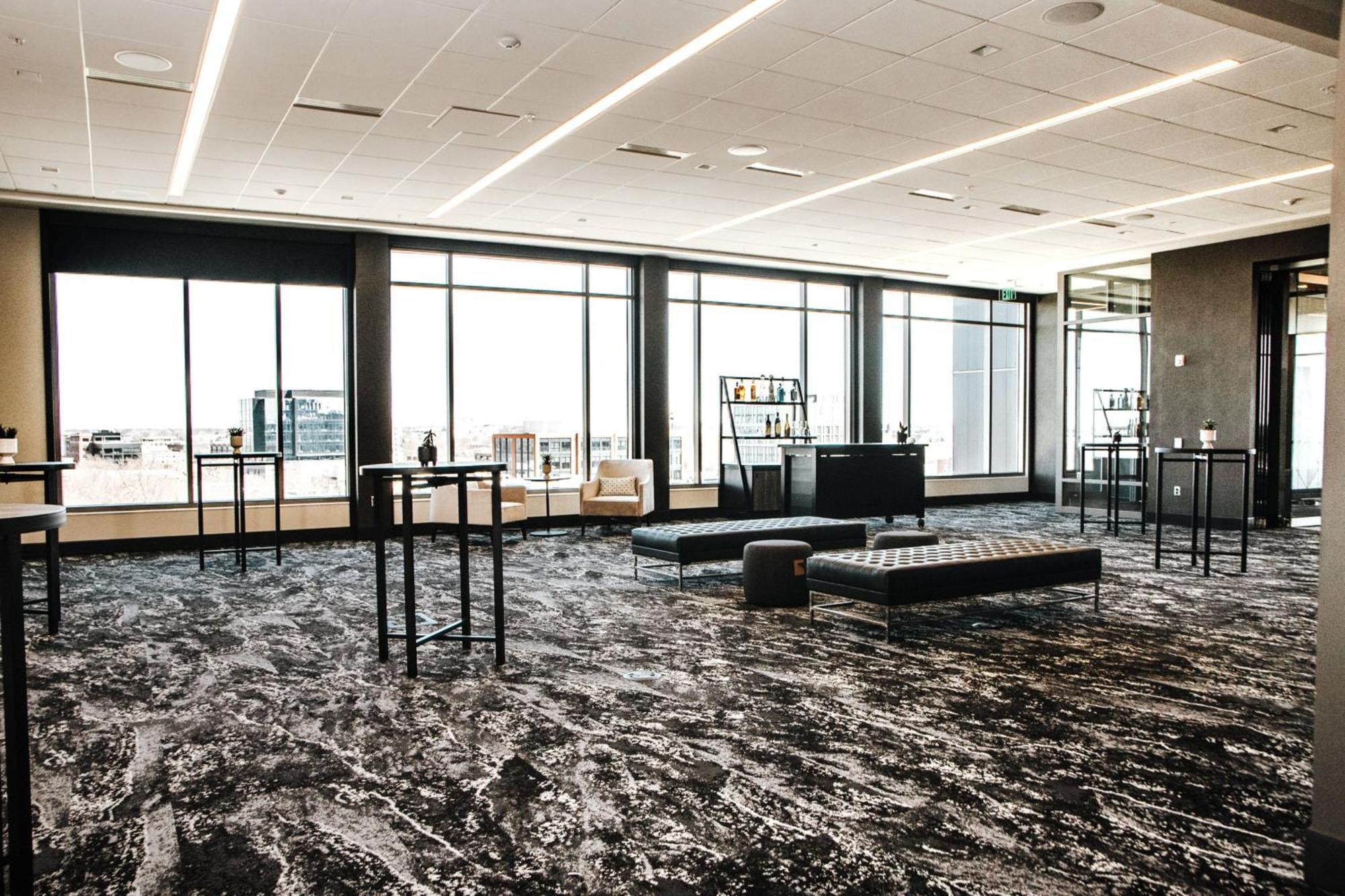 Ac Hotel By Marriott Columbus Downtown Екстериор снимка