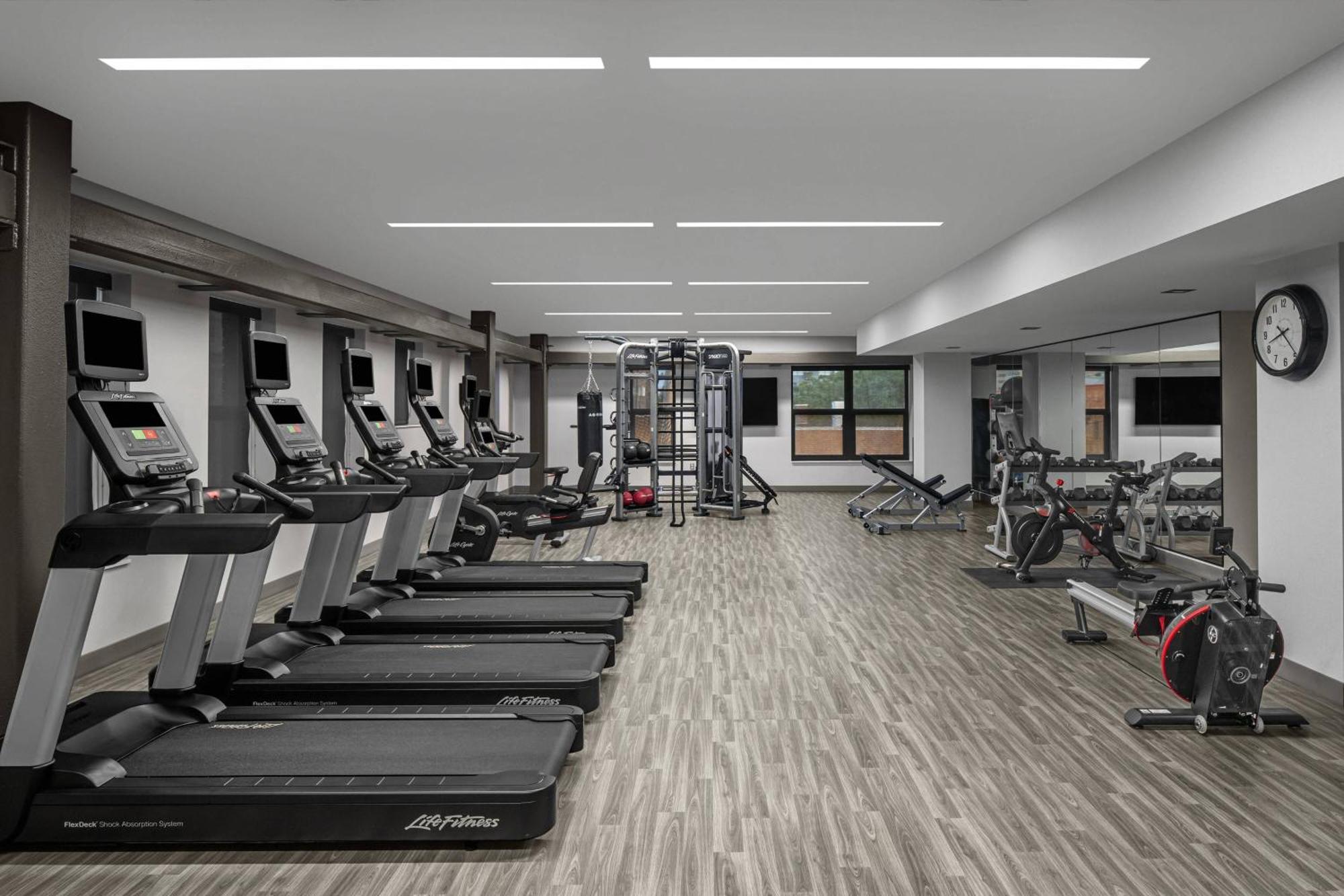 Ac Hotel By Marriott Columbus Downtown Екстериор снимка
